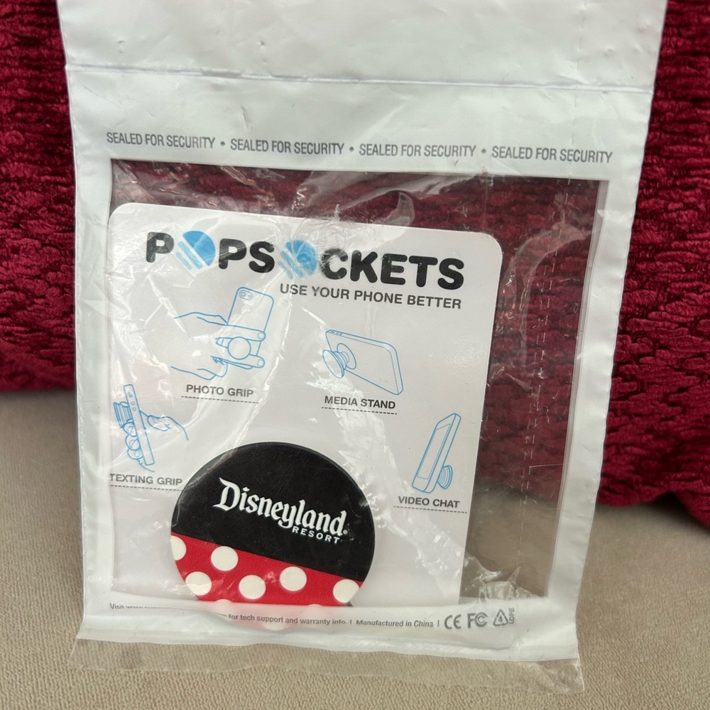 Rare Disneyland Resort Minnie Mouse PopSocket